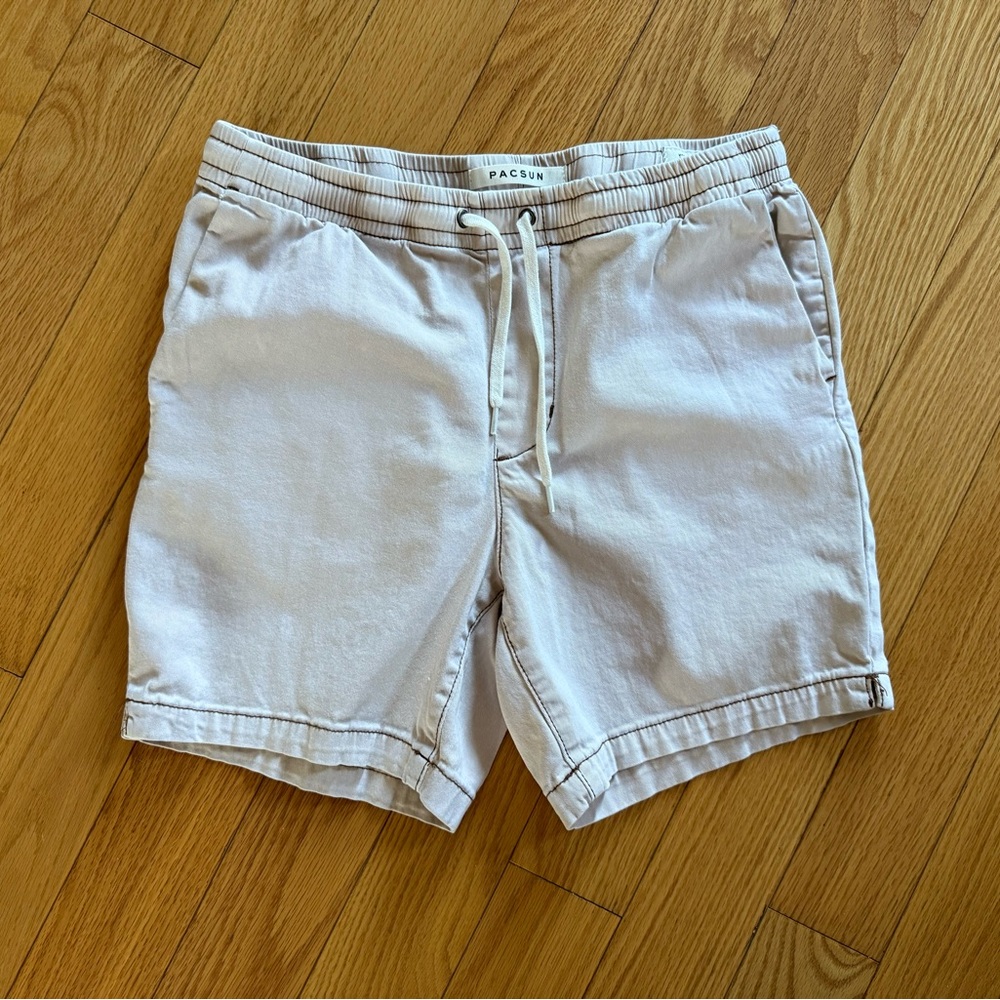 PacSun Volley shorts cream color men’s small